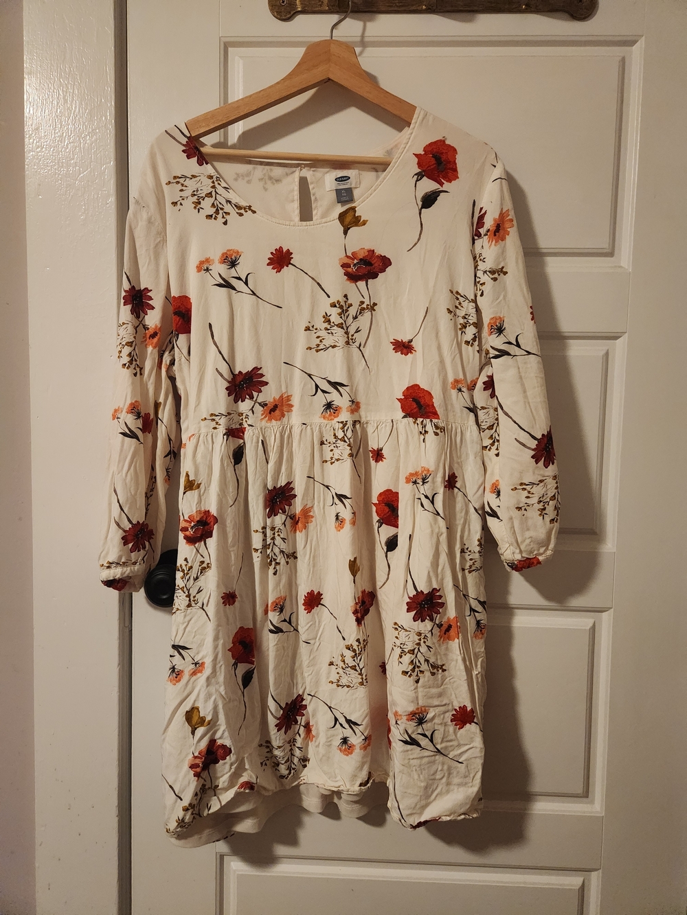 Women's Cream Floral Button-Front Dress